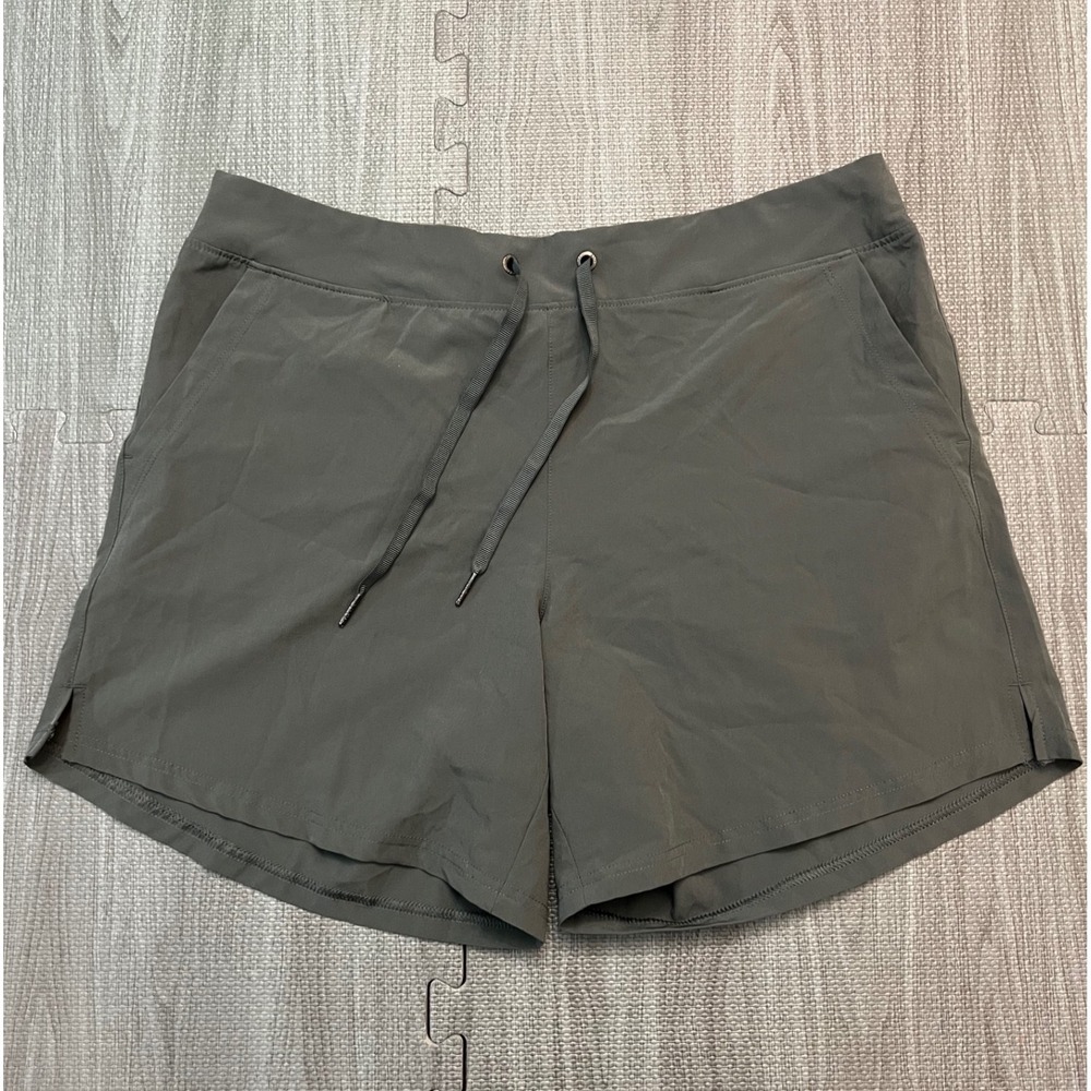Gaiam Womens Activewear Shorts Dark Olive Green Drawstring Elastic‎ Waist Size L